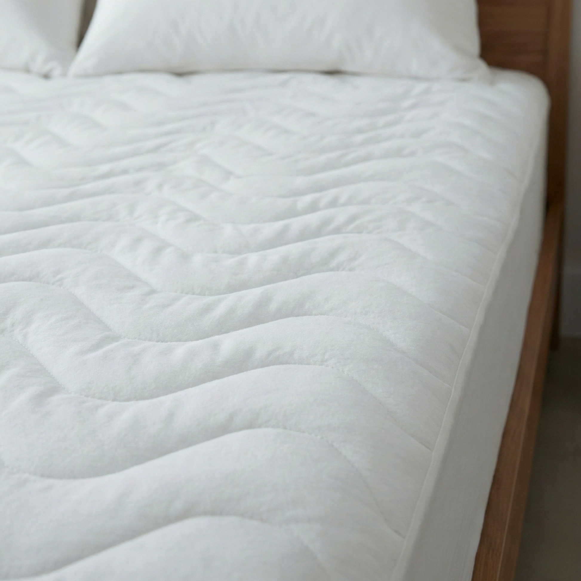 Charlotte Tek Kişilik Sıvı Geçirmez Fitted Kapitone Alez