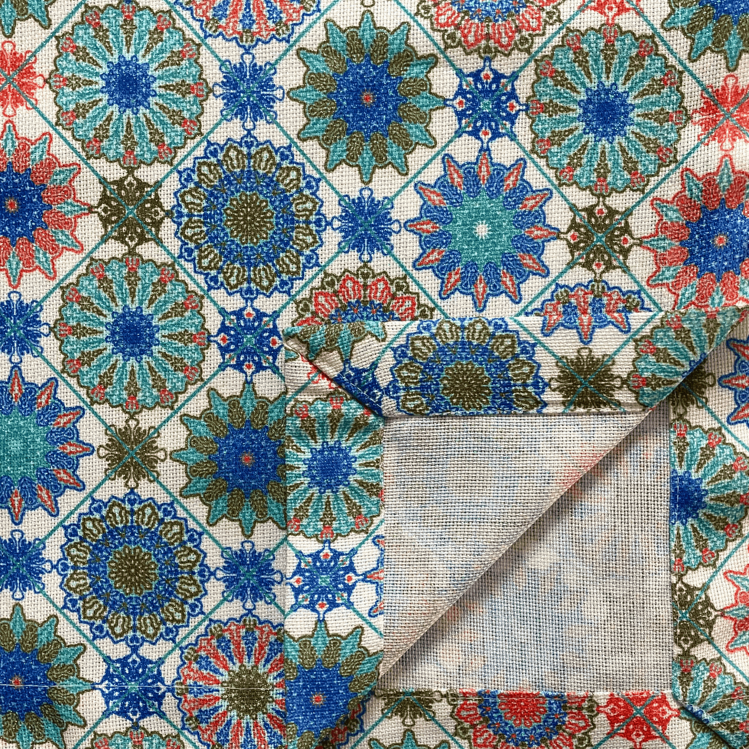 Mandala Gardenya Dijital Baskılı Masa Örtüsü