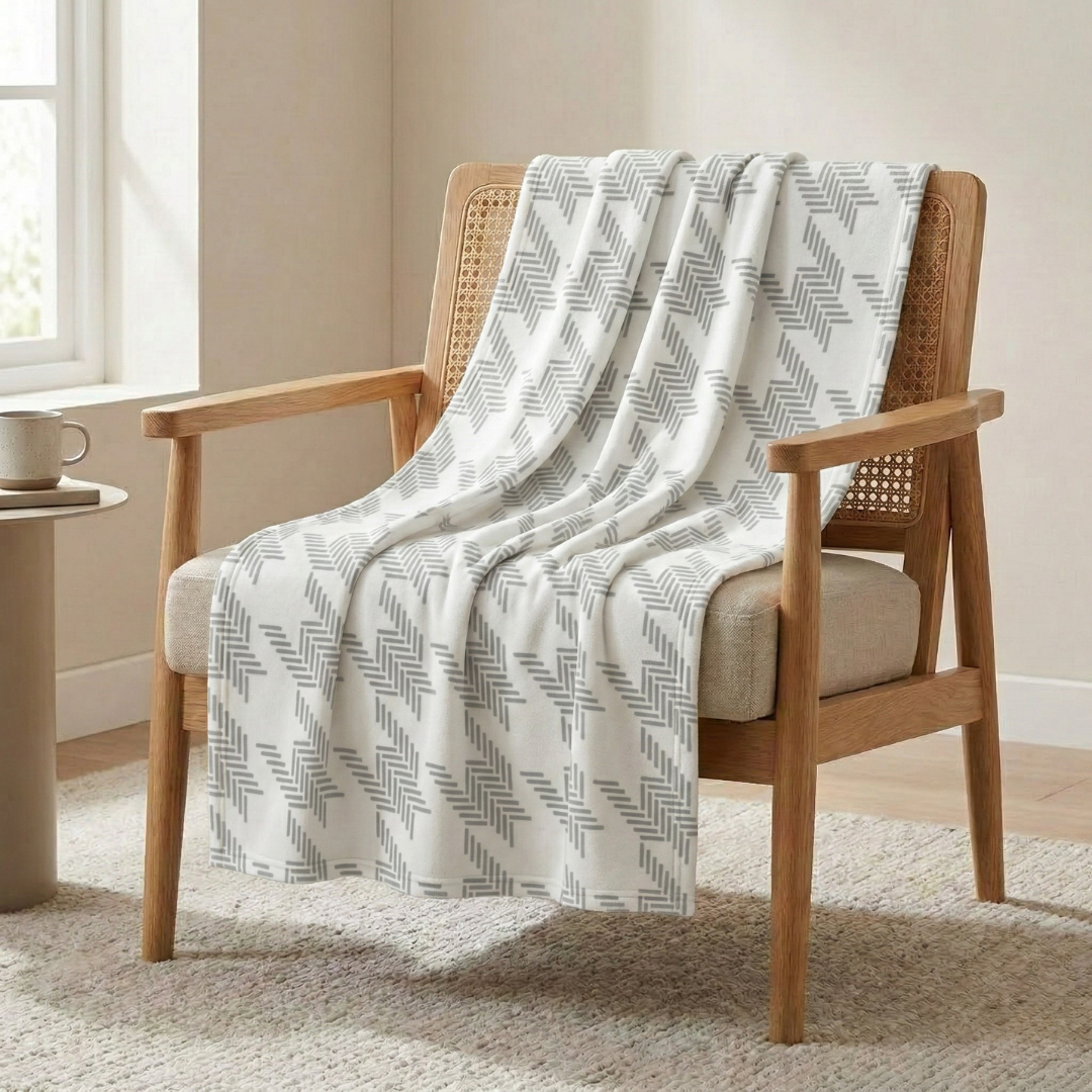 TV Battaniyesi – Yumuşak Koltuk Şalı & Diz Örtüsü | Geometrik Desen | 120x150 cm